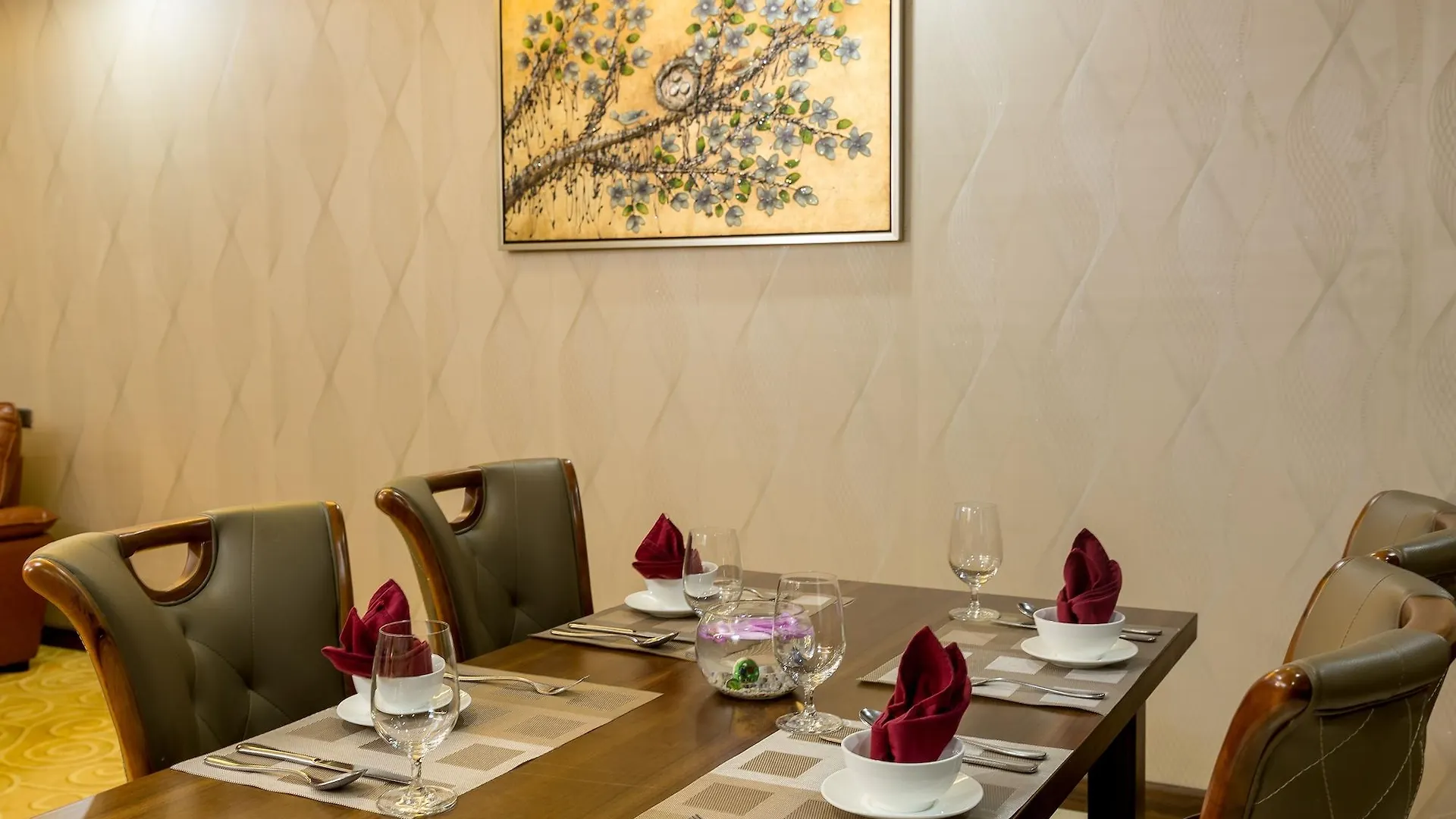 Luxtery Hotel & Spa Da Nang 4*,