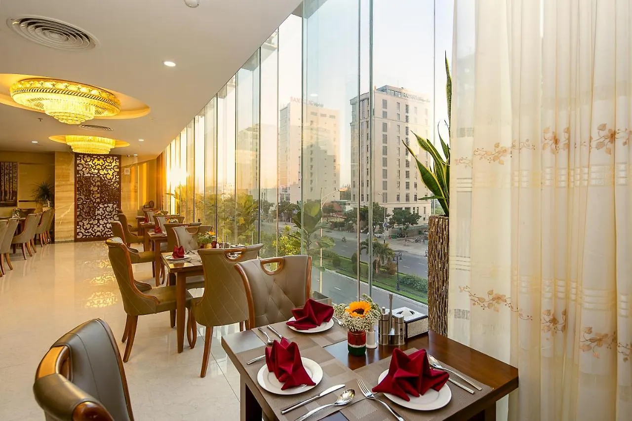 Luxtery Hotel & Spa Da Nang