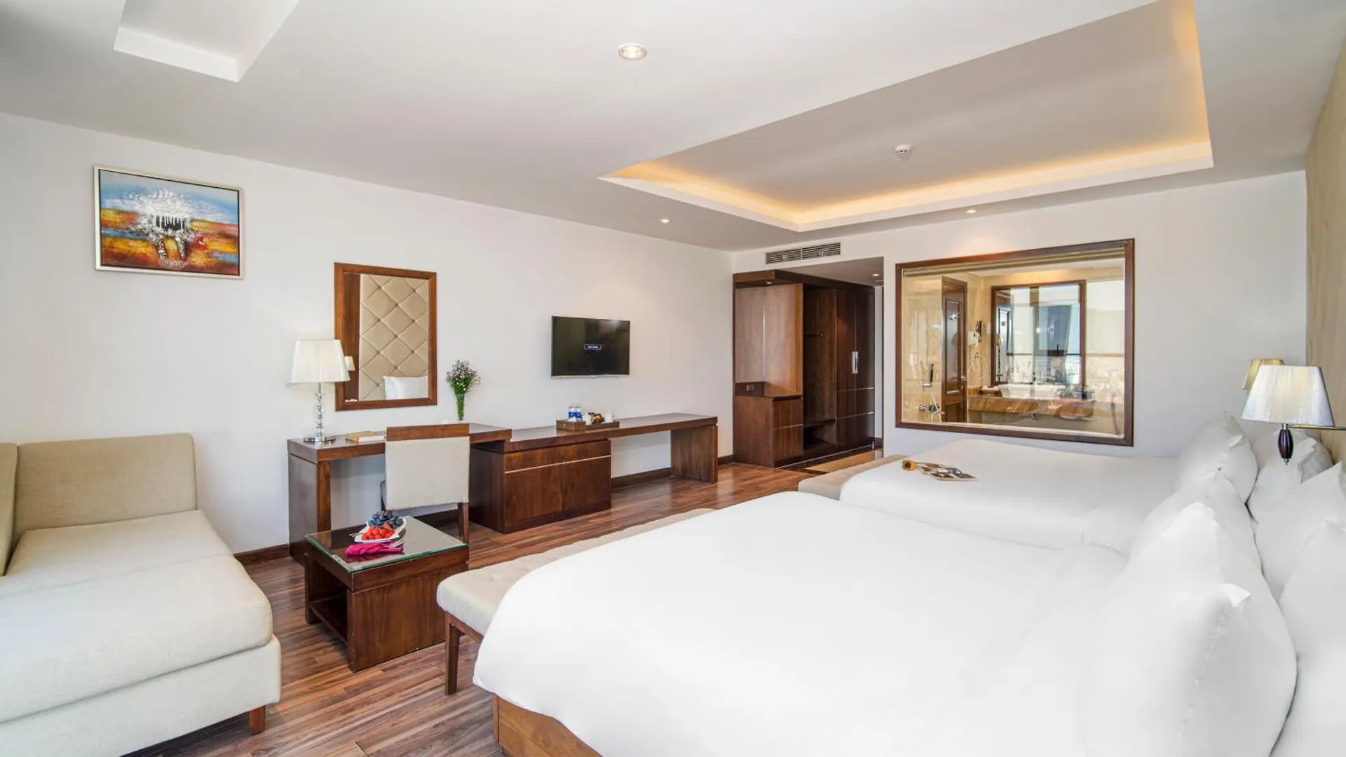 Luxtery Hotel & Spa Da Nang