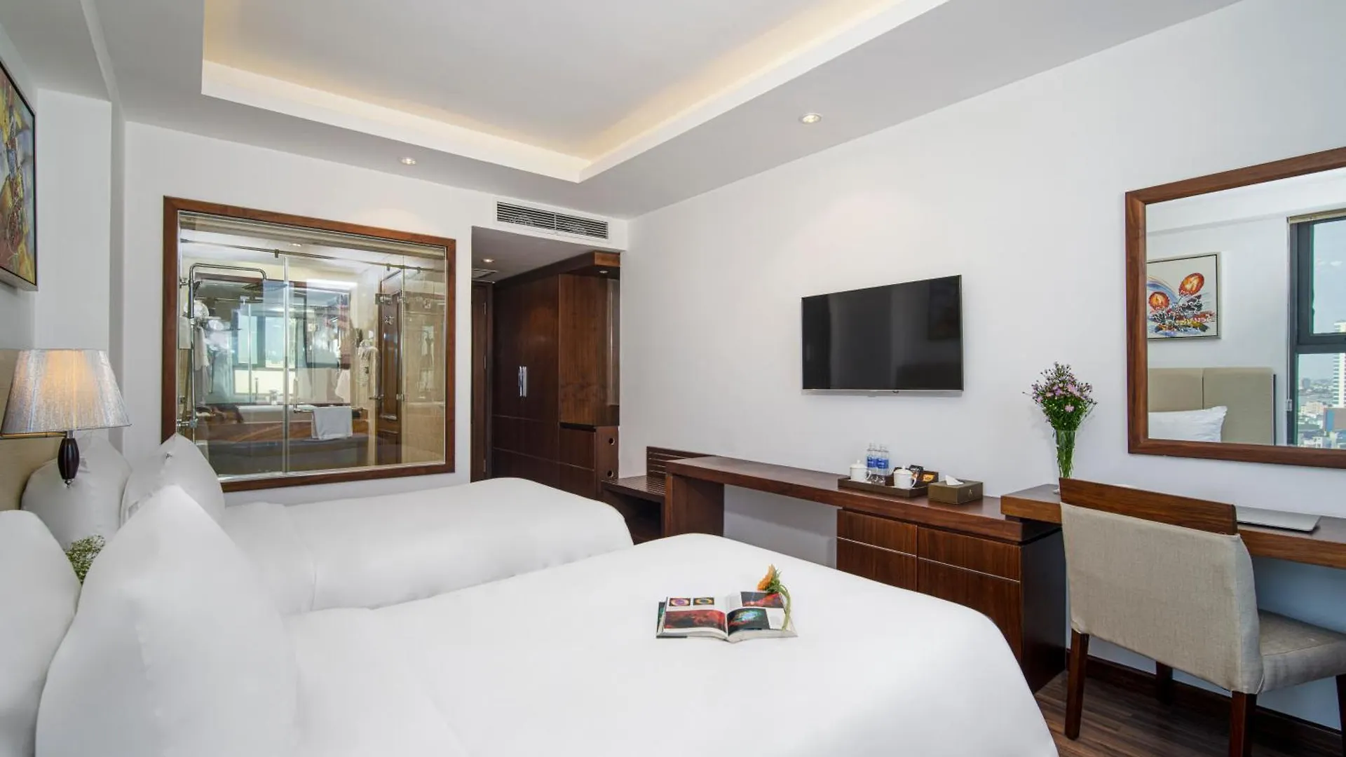 Luxtery Hotel & Spa Da Nang