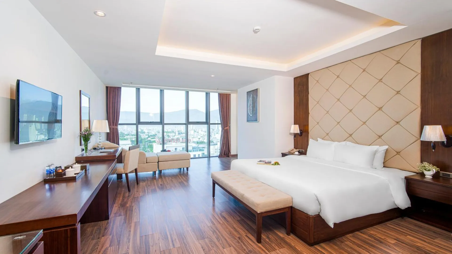 Luxtery Hotel & Spa Da Nang