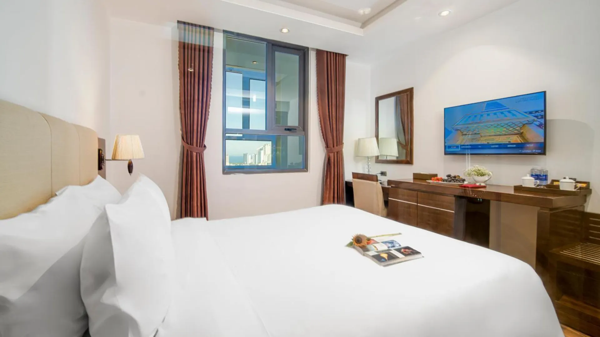 Luxtery Hotel & Spa Da Nang 4*,  Vietnam