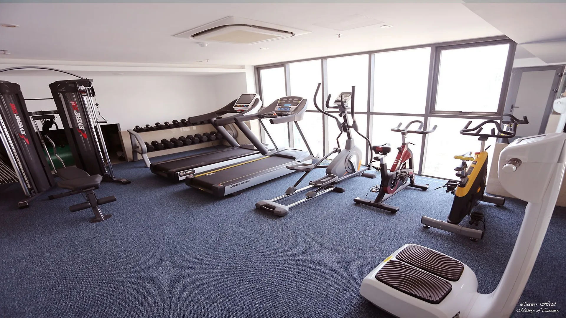 Luxtery Hotel & Spa Da Nang