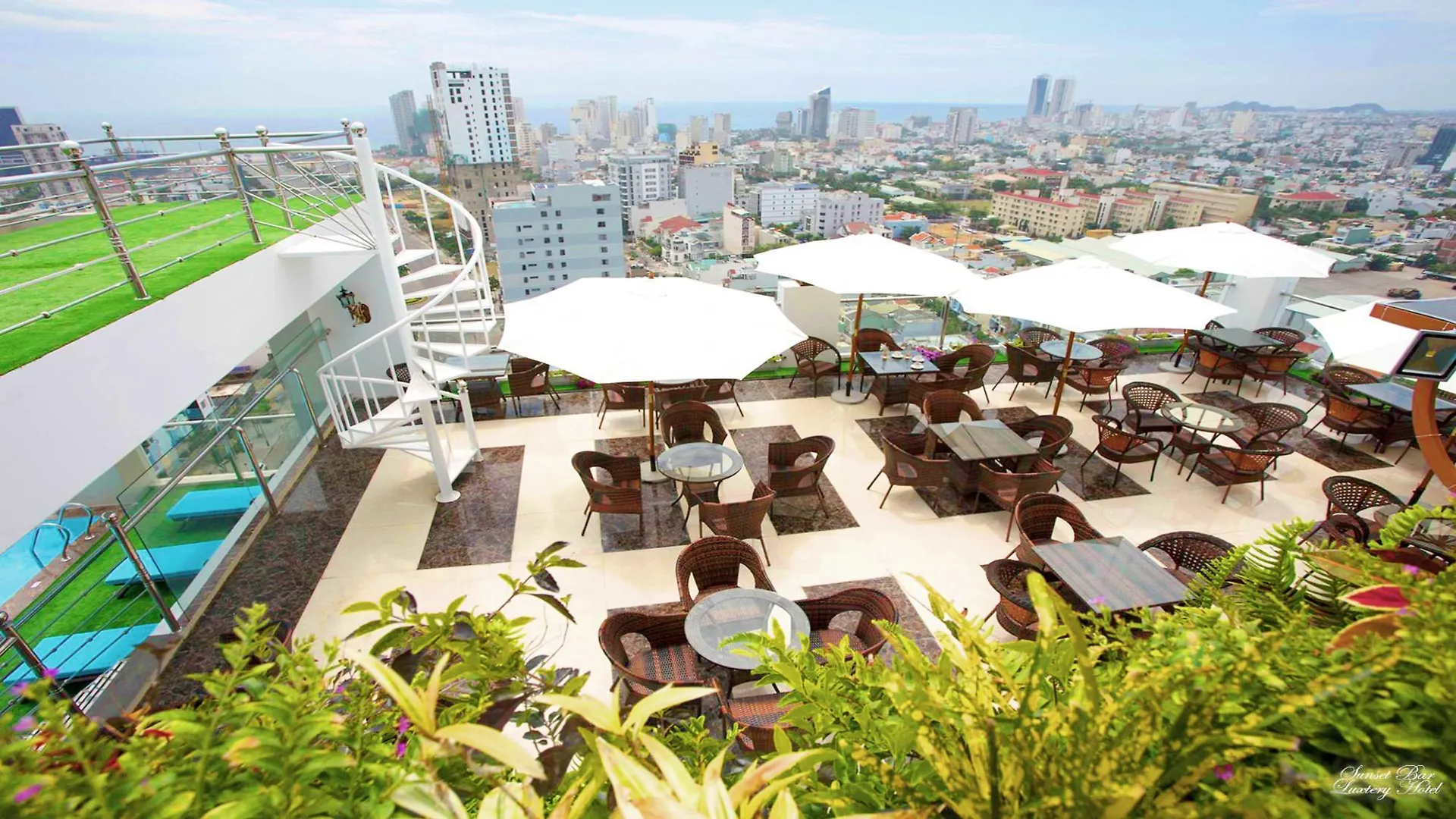 Luxtery Hotel & Spa Da Nang